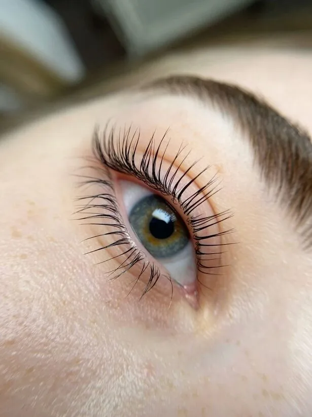 Lower Lashes Lift