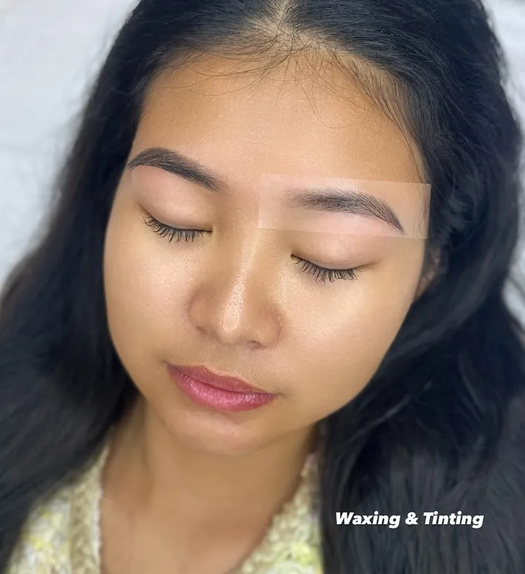 Shaped, tinted eyebrows