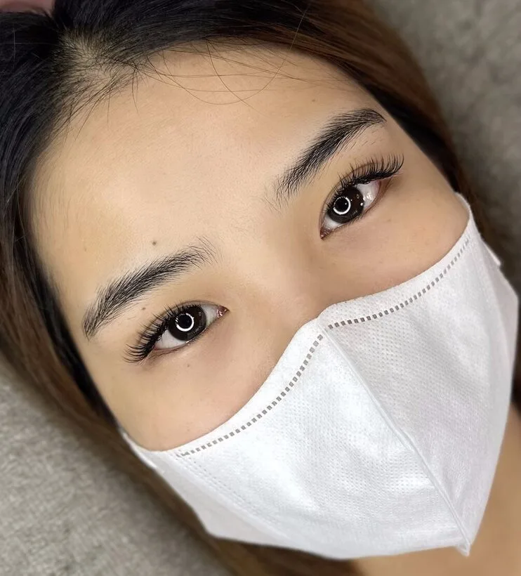 Wet Look lash style